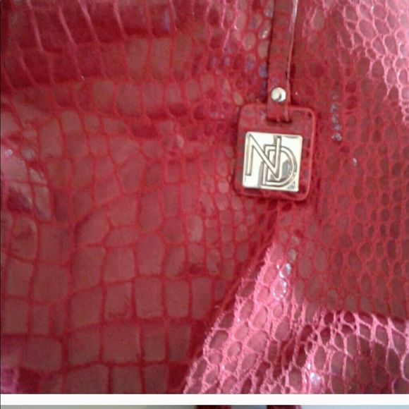 Hobo Bag - Picture 4 of 8